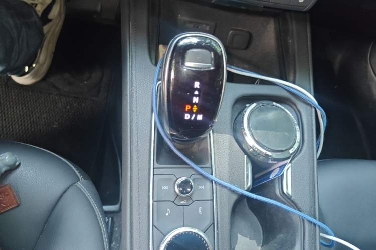 Used Cadillac XT4 2021 28T Two-Wheel Drive Leading Version Gear Lever