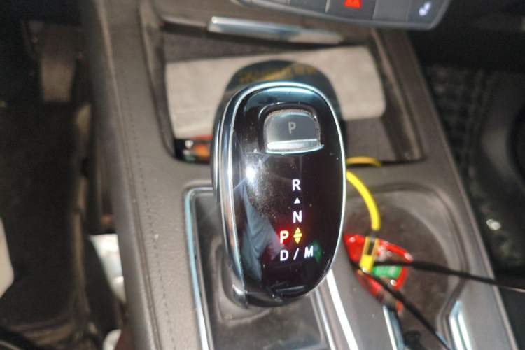 Used Cadillac XT4 2021 28T Two-Wheel Drive Leading Version Gear Lever