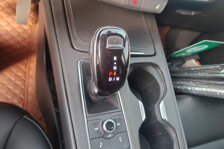 Used Cadillac XT4 2021 28T Two-Wheel Drive Luxury Version Gear Lever