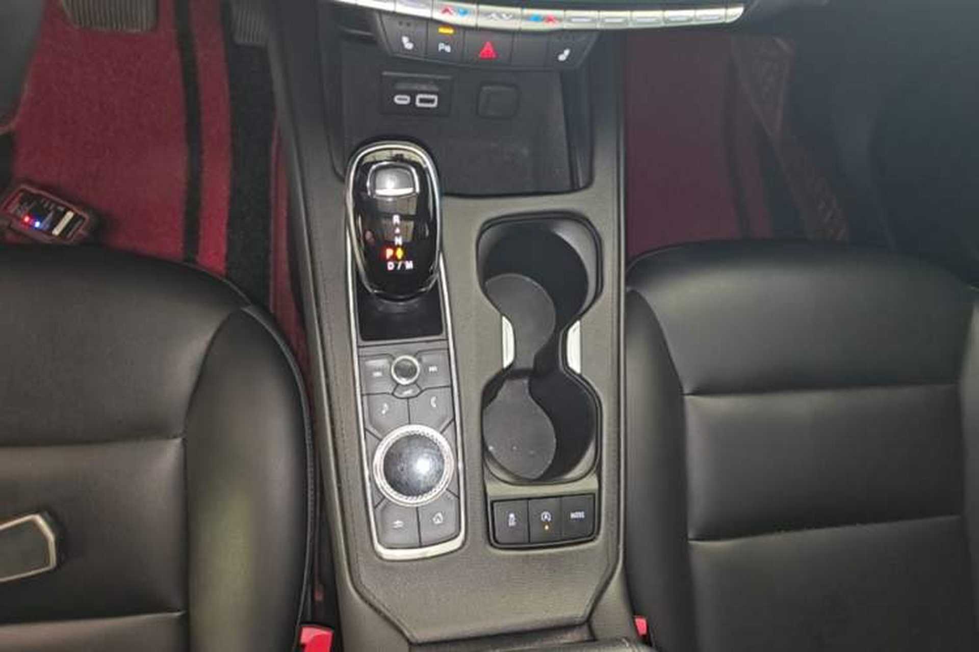 Used Cadillac XT4 2021 28T Two-Wheel Drive Leading Version Gear Lever