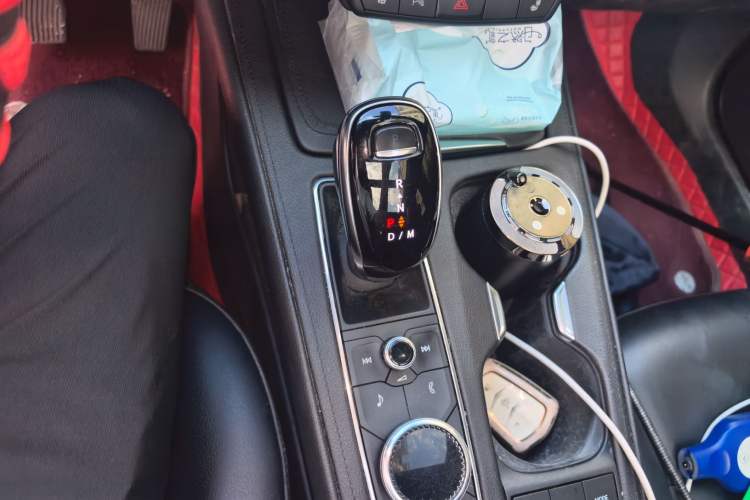 Used Cadillac XT4 2021 28T Two-Wheel Drive Leading Version Gear Lever