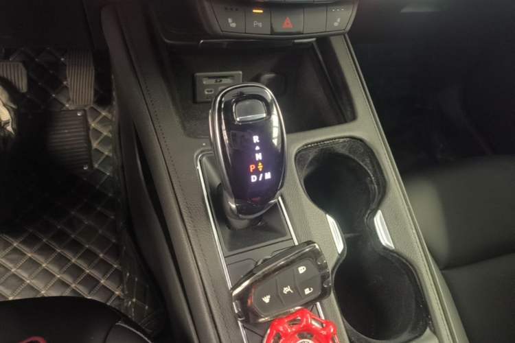 Used Cadillac XT4 2021 28T Two-Wheel Drive Leading Version Gear Lever