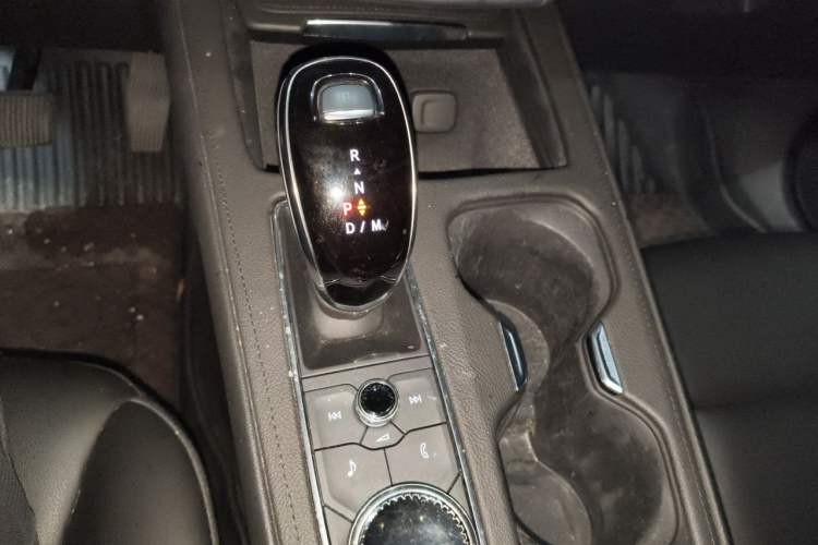 Used Cadillac XT4 2021 28T Four-Wheel-Drive Leading Edition Gear Lever