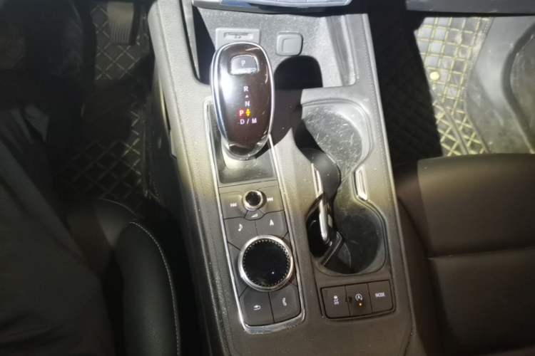 Used Cadillac XT4 2021 28T Two-Wheel Drive Leading Version Gear Lever