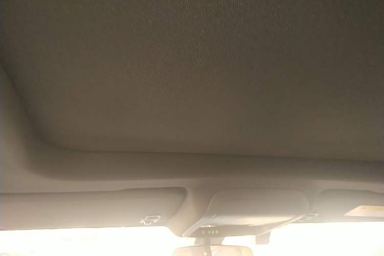 Used Cadillac XT4 2021 28T Two-Wheel Drive Tech Edition Headliner