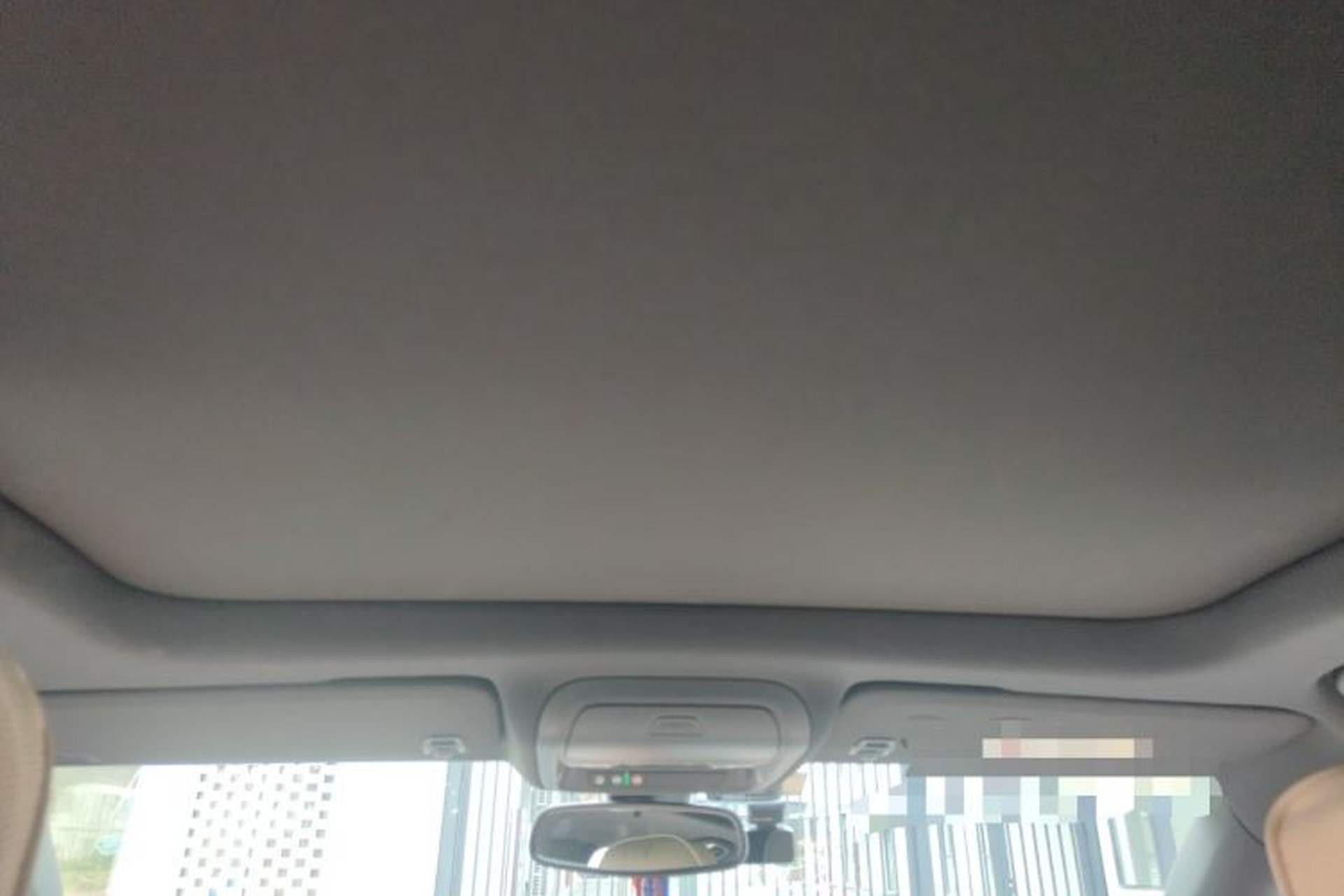 Used Cadillac XT4 2021 28T Two-Wheel Drive Luxury Version Headliner