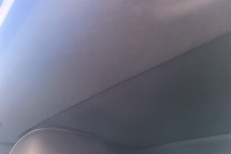 Used Cadillac XT4 2021 28T Two-Wheel Drive Leading Version Headliner