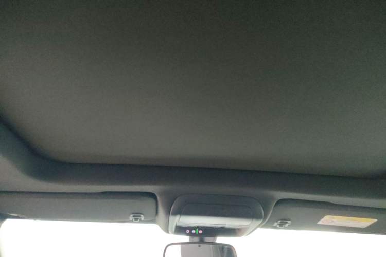 Used Cadillac XT4 2021 28T Two-Wheel Drive Leading Version Headliner