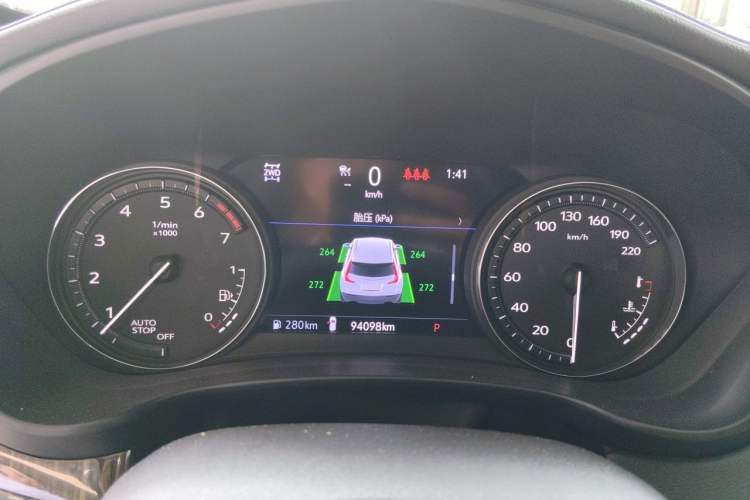 Used Cadillac XT4 2021 28T Four-Wheel Drive Platinum Edition Instrument Cluster