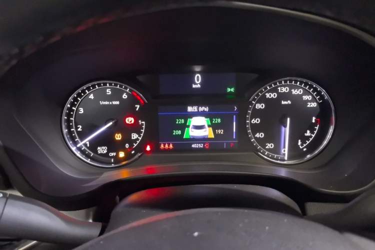 Used Cadillac XT4 2021 28T Two-Wheel Drive Leading Version Instrument Cluster