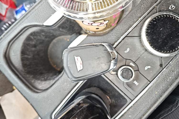Used Cadillac XT4 2021 28T Two-Wheel Drive Tech Edition Interior 1