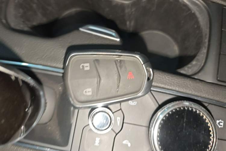 Used Cadillac XT4 2021 28T Two-Wheel Drive Tech Edition Interior 1