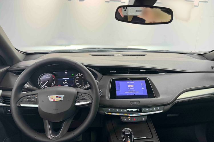 Used Cadillac XT4 2021 28T Two-Wheel Drive Luxury Version Interior 1