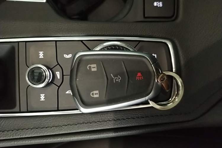 Used Cadillac XT4 2021 28T Two-Wheel Drive Leading Version Interior 1