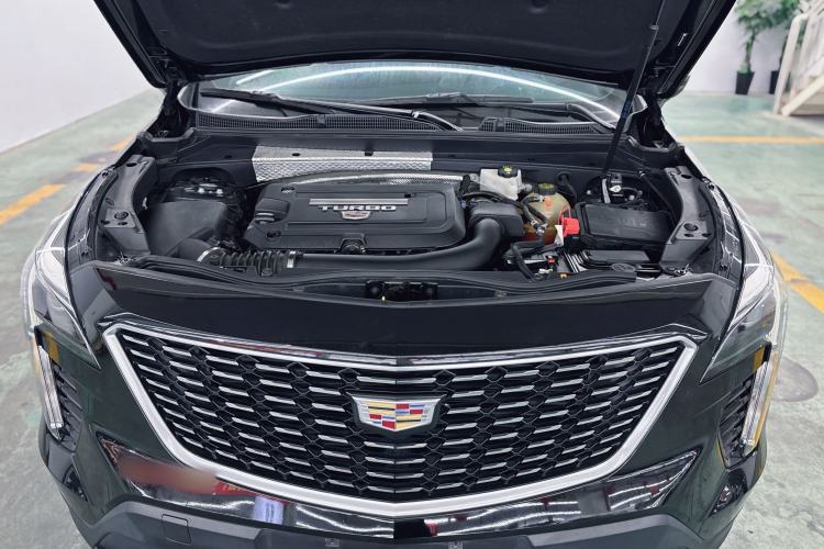 Used Cadillac XT4 2021 28T Two-Wheel Drive Tech Edition Interior 5