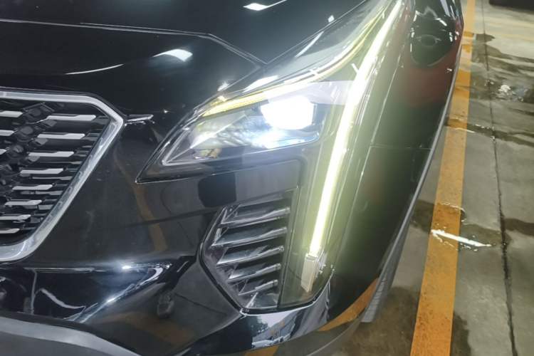 Used Cadillac XT4 2021 28T Two-Wheel Drive Leading Version Left Front Headlight