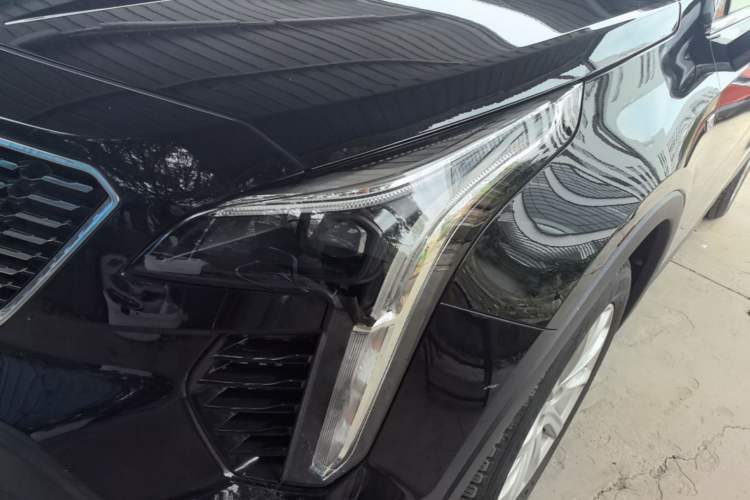 Used Cadillac XT4 2021 28T Two-Wheel Drive Tech Edition Left Front Headlight