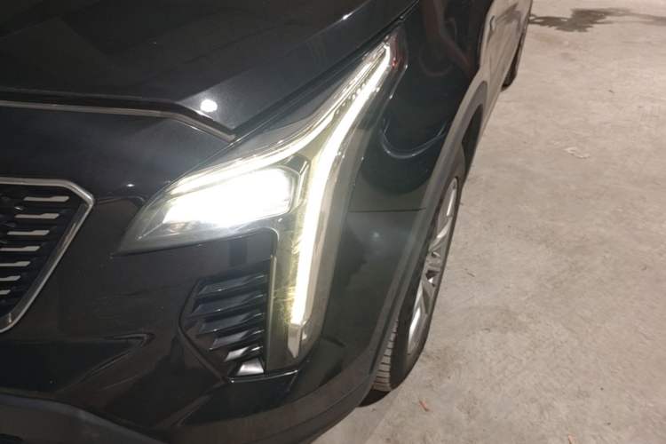 Used Cadillac XT4 2021 28T Two-Wheel Drive Leading Version Left Front Headlight