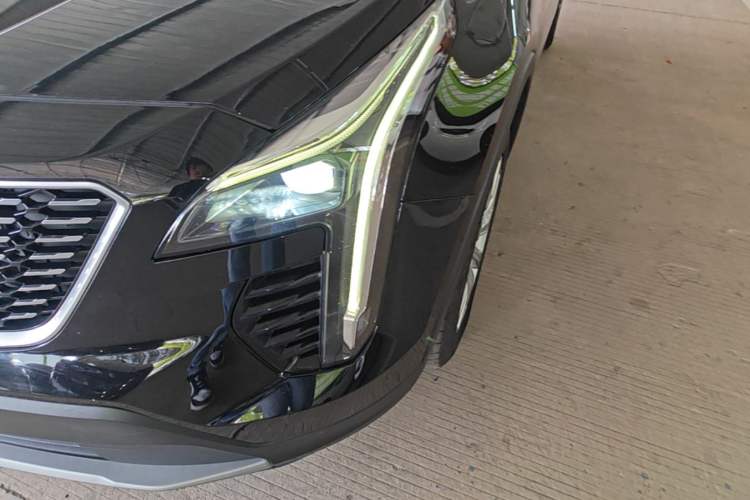 Used Cadillac XT4 2021 28T Two-Wheel Drive Leading Version Left Front Headlight
