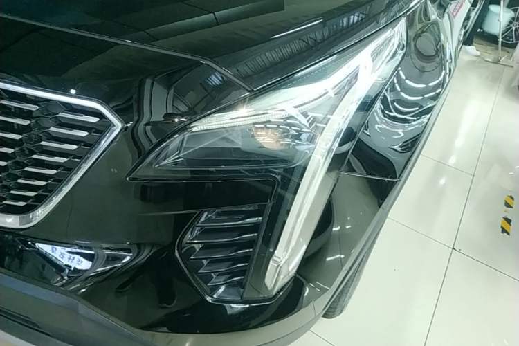 Used Cadillac XT4 2021 28T Two-Wheel Drive Leading Version Left Front Headlight