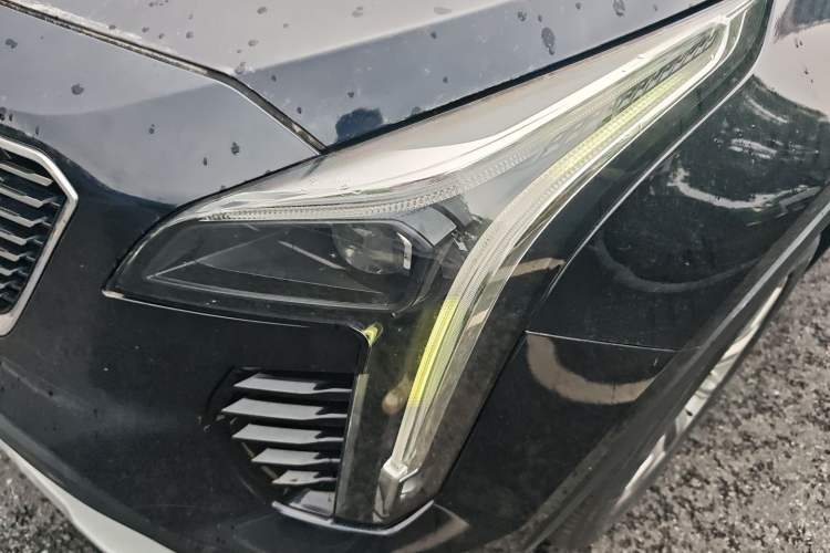Used Cadillac XT4 2021 28T Two-Wheel Drive Luxury Version Left Front Headlight