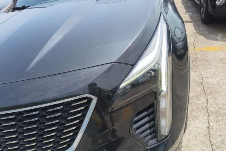 Used Cadillac XT4 2021 28T Two-Wheel Drive Tech Edition Left Front Headlight