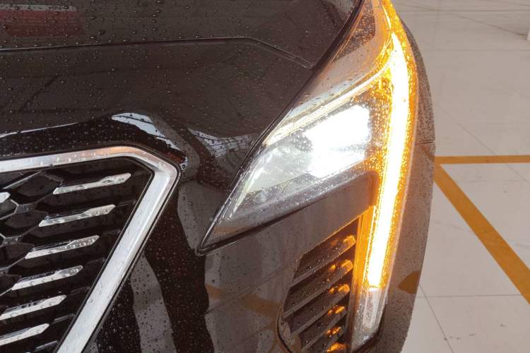Used Cadillac XT4 2021 28T Two-Wheel Drive Leading Version Left Front Headlight