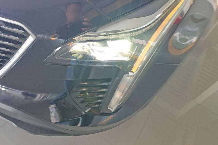 Used Cadillac XT4 2021 28T Two-Wheel Drive Tech Edition Left Front Headlight