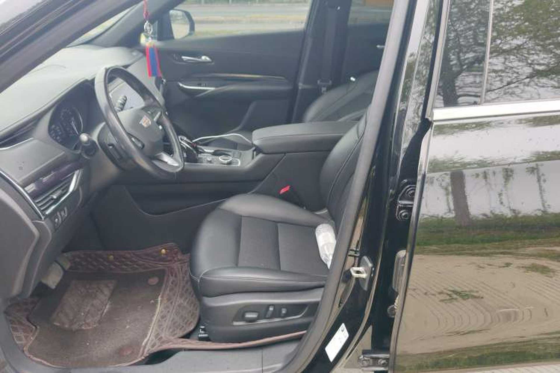 Used Cadillac XT4 2021 28T Two-Wheel Drive Tech Edition Left Front Seat