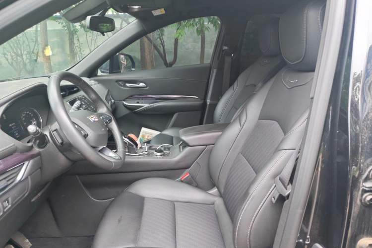 Used Cadillac XT4 2021 28T Two-Wheel Drive Tech Edition Left Front Seat