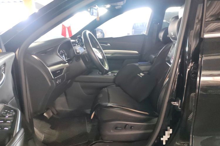 Used Cadillac XT4 2021 28T Two-Wheel Drive Luxury Version Left Front Seat
