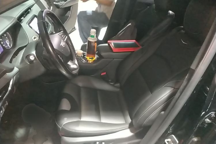 Used Cadillac XT4 2021 28T Two-Wheel Drive Leading Version Left Front Seat