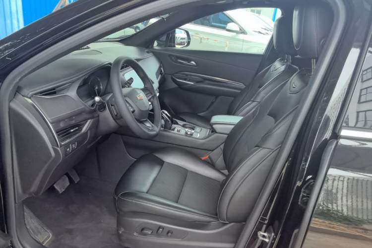 Used Cadillac XT4 2021 28T Two-Wheel Drive Tech Edition Left Front Seat
