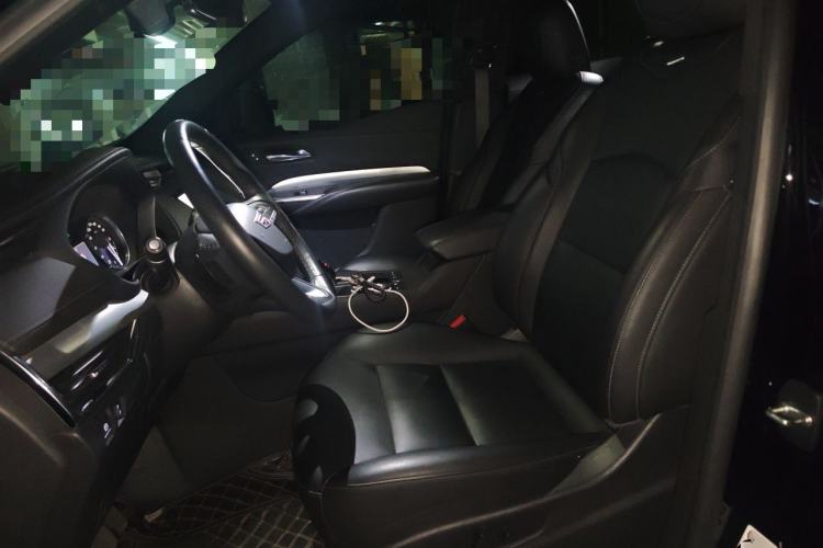 Used Cadillac XT4 2021 28T Two-Wheel Drive Luxury Version Left Front Seat