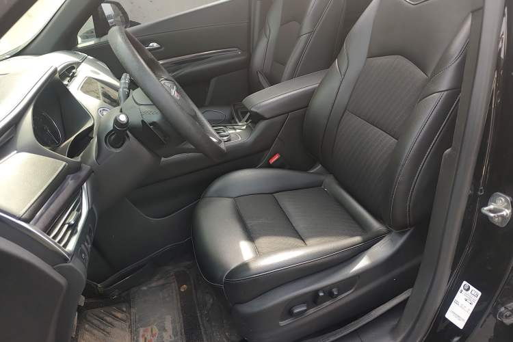 Used Cadillac XT4 2021 28T Two-Wheel Drive Tech Edition Left Front Seat