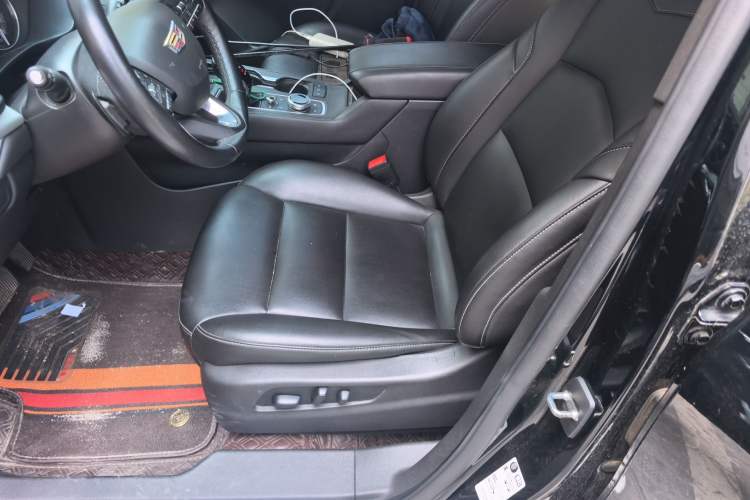 Used Cadillac XT4 2021 28T Two-Wheel Drive Leading Version Left Front Seat