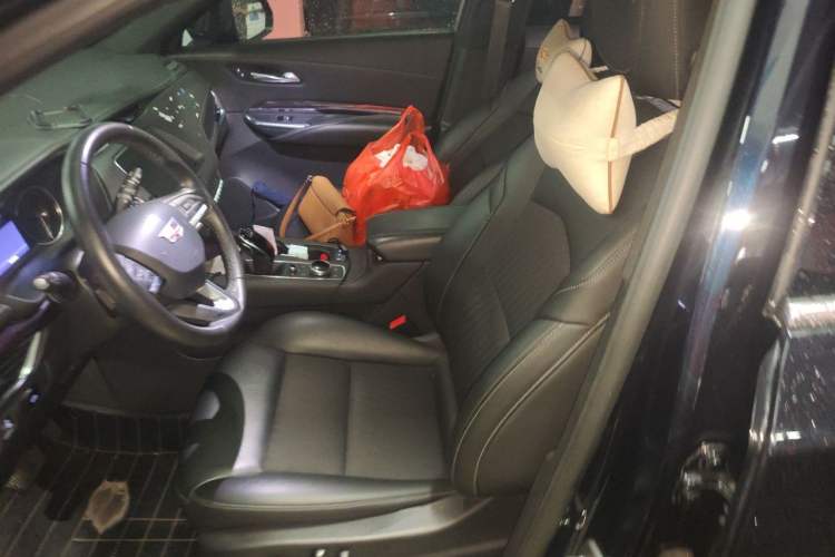 Used Cadillac XT4 2021 28T Two-Wheel Drive Tech Edition Left Front Seat
