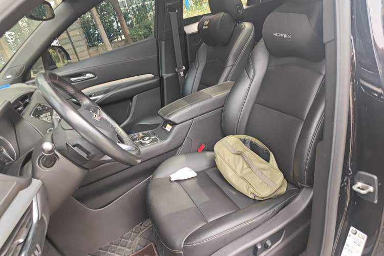 Used Cadillac XT4 2021 28T Two-Wheel Drive Leading Version Left Front Seat