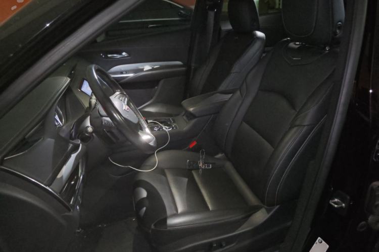 Used Cadillac XT4 2021 28T Two-Wheel Drive Leading Version Left Front Seat