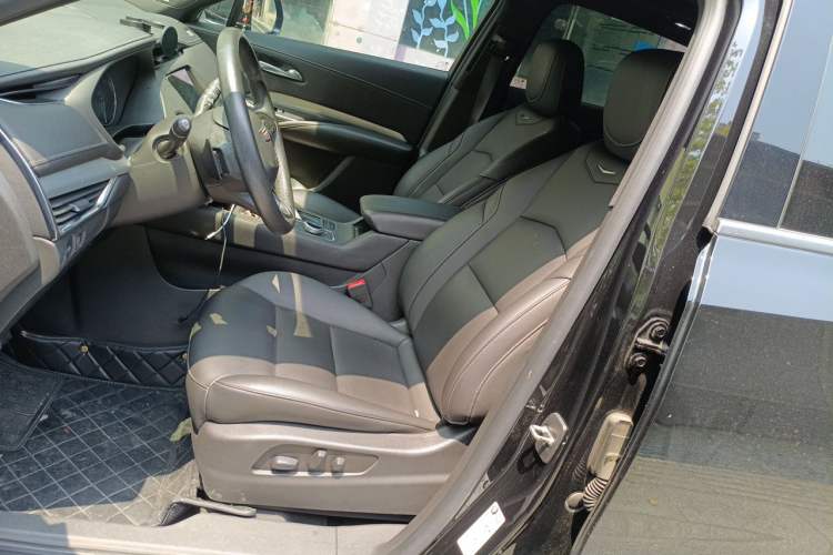 Used Cadillac XT4 2021 28T Two-Wheel Drive Leading Version Left Front Seat