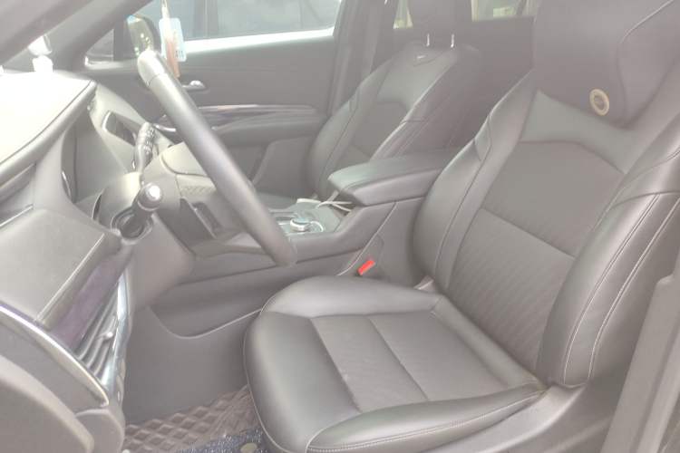 Used Cadillac XT4 2021 28T Two-Wheel Drive Tech Edition Left Front Seat