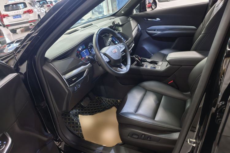 Used Cadillac XT4 2021 28T Two-Wheel Drive Leading Version Left Front Seat