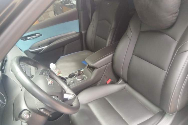 Used Cadillac XT4 2021 28T Two-Wheel Drive Luxury Version Left Front Seat