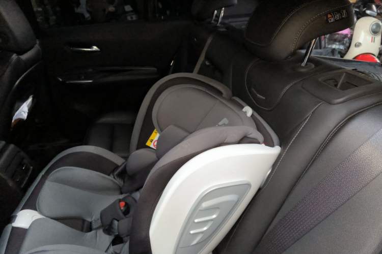 Used Cadillac XT4 2021 28T Two-Wheel Drive Tech Edition Left Rear Seat