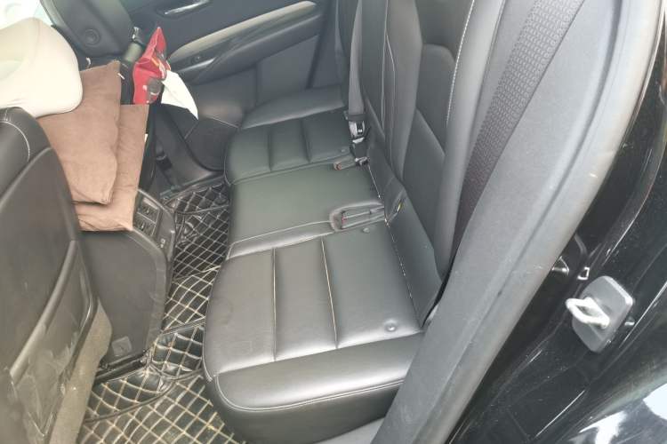 Used Cadillac XT4 2021 28T Two-Wheel Drive Leading Version Left Rear Seat