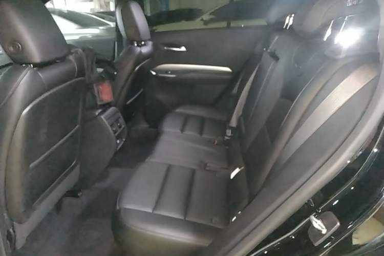 Used Cadillac XT4 2021 28T Two-Wheel Drive Leading Version Left Rear Seat