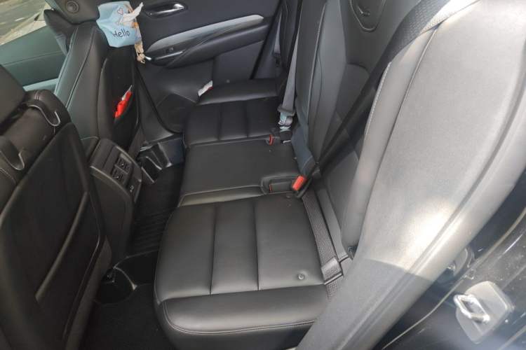 Used Cadillac XT4 2021 28T Two-Wheel Drive Leading Version Left Rear Seat