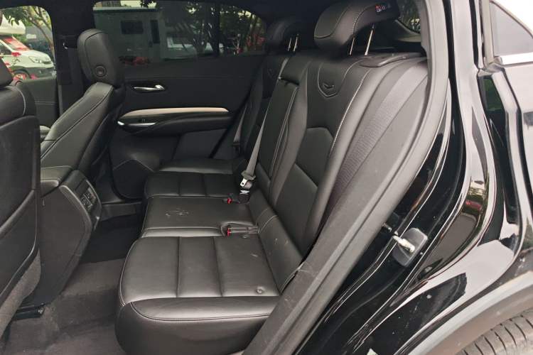 Used Cadillac XT4 2021 28T Two-Wheel Drive Leading Version Left Rear Seat