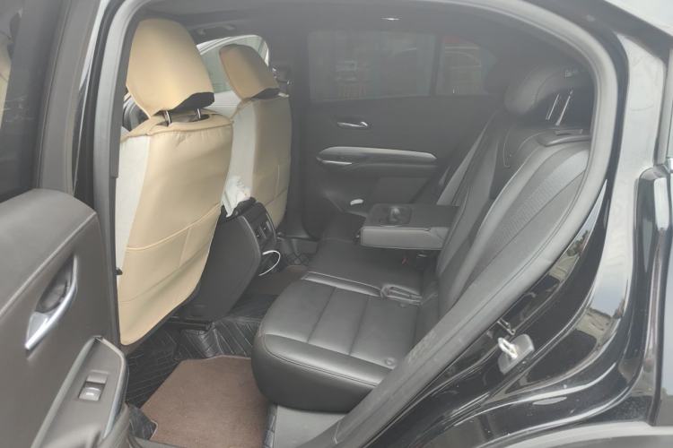 Used Cadillac XT4 2021 28T Two-Wheel Drive Luxury Version Left Rear Seat