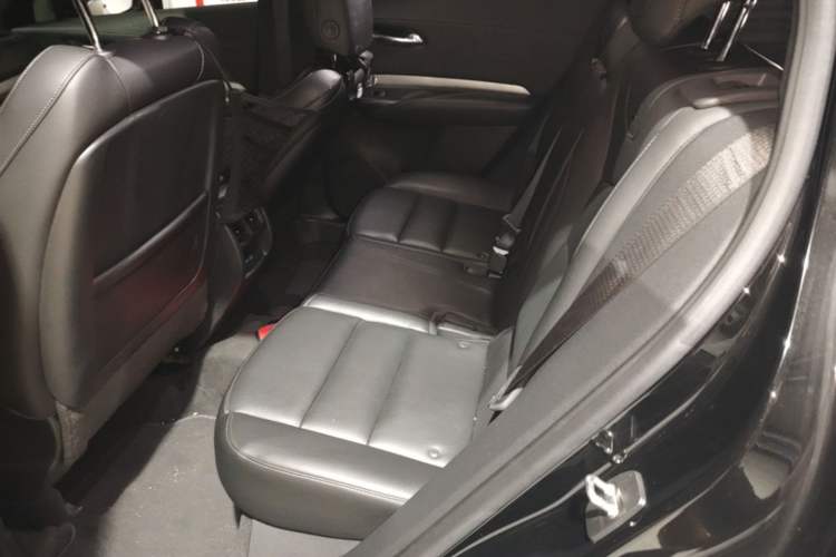 Used Cadillac XT4 2021 28T Two-Wheel Drive Leading Version Left Rear Seat